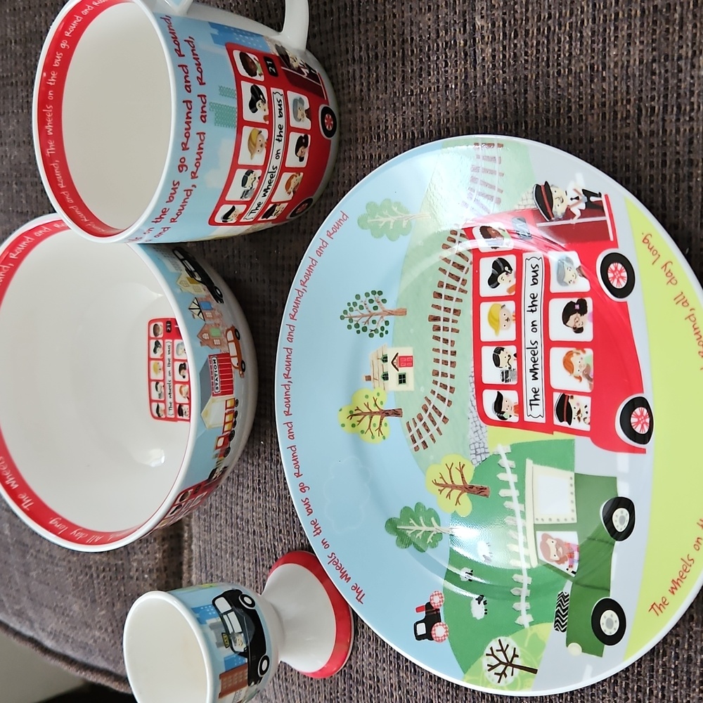 Little Rhymes Wheels On The Bus Breakfast 4 Piece Set